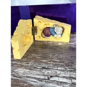 Merry Mousetales Midwest Cannon‎ Falls Mouse Sleeping in a Cheese Wedge
